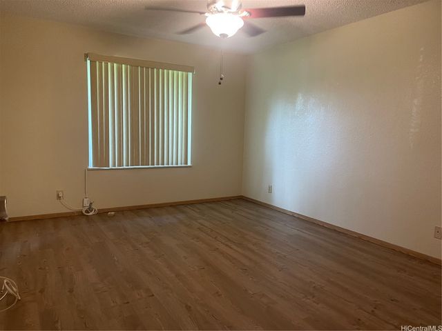 98-1805 Kaahumanu Street 76A, Aiea, HI 96701