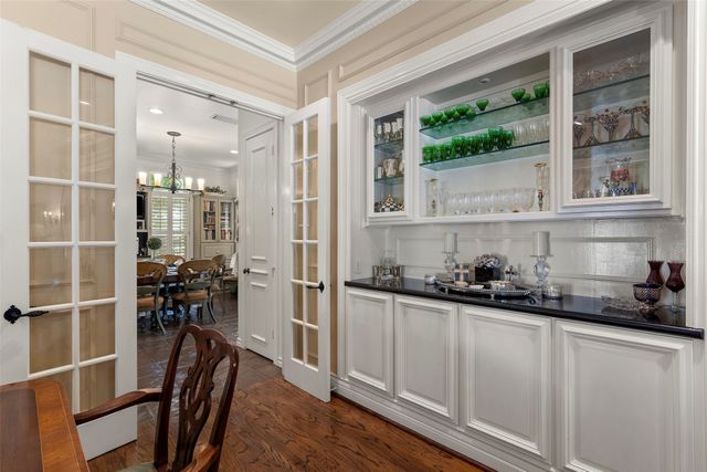2321 Medford Court E, Fort Worth, TX 76109