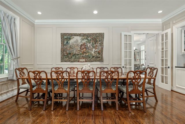 2321 Medford Court E, Fort Worth, TX 76109