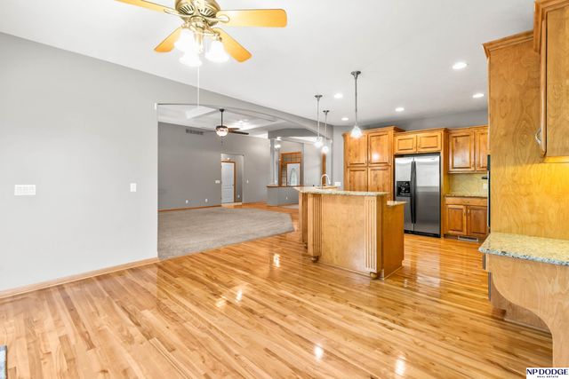 7408 S 103rd Avenue, La Vista, NE 68128