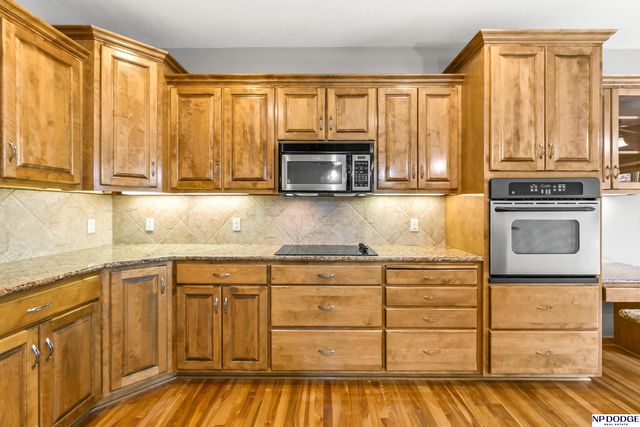 7408 S 103rd Avenue, La Vista, NE 68128