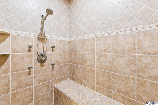 7408 S 103rd Avenue, La Vista, NE 68128
