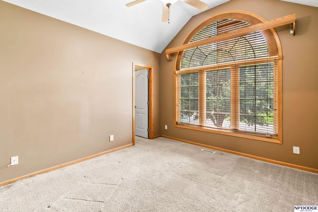 7408 S 103rd Avenue, La Vista, NE 68128