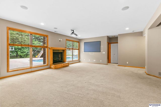 7408 S 103rd Avenue, La Vista, NE 68128