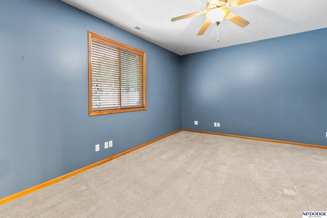 7408 S 103rd Avenue, La Vista, NE 68128