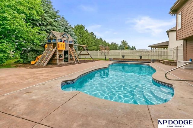 7408 S 103rd Avenue, La Vista, NE 68128