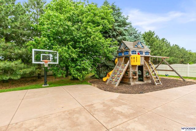 7408 S 103rd Avenue, La Vista, NE 68128