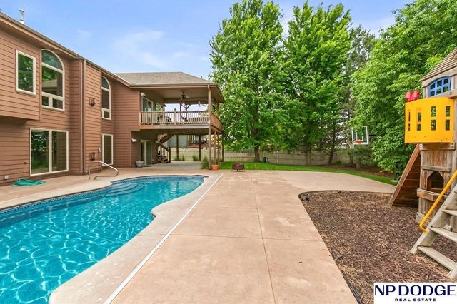 7408 S 103rd Avenue, La Vista, NE 68128