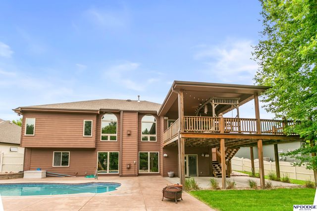 7408 S 103rd Avenue, La Vista, NE 68128