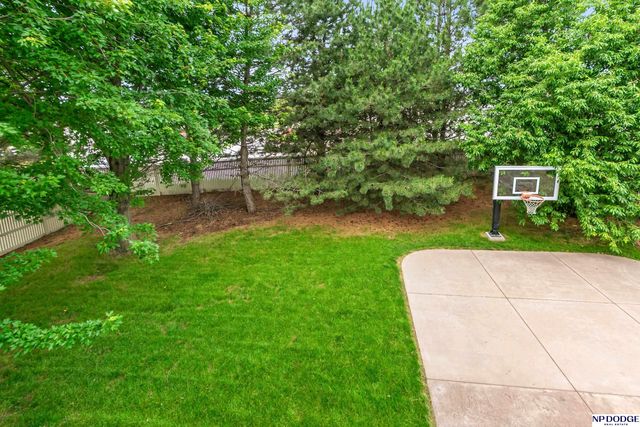 7408 S 103rd Avenue, La Vista, NE 68128