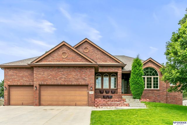 7408 S 103rd Avenue, La Vista, NE 68128