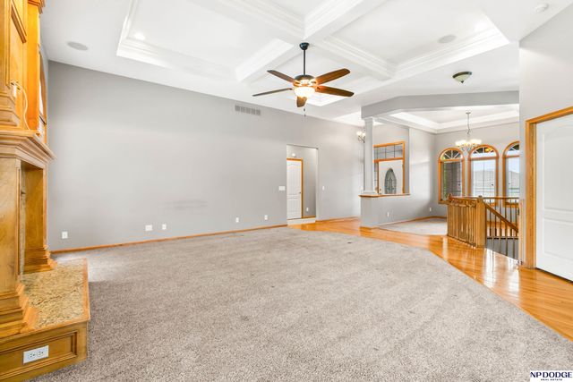 7408 S 103rd Avenue, La Vista, NE 68128