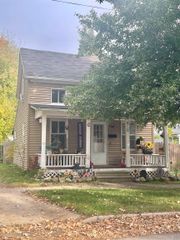 410 N Saginaw Street, Owosso, MI 48867