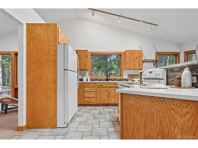 41 Damascus Rd, Black Hawk, CO 80422