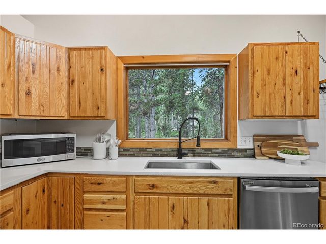 41 Damascus Rd, Black Hawk, CO 80422