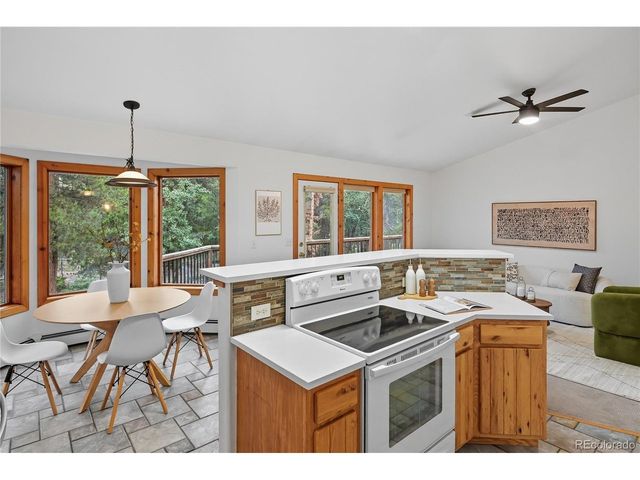 41 Damascus Rd, Black Hawk, CO 80422