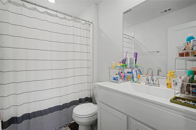 18517 Cremello DR B, Manor, TX 78653