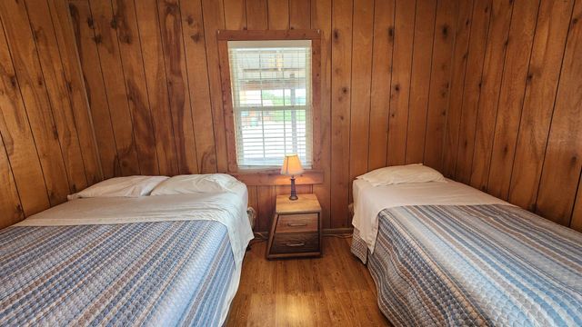 228 Bill Hunter Rd, Celina, TN 38551