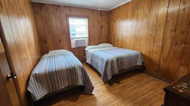 228 Bill Hunter Rd, Celina, TN 38551