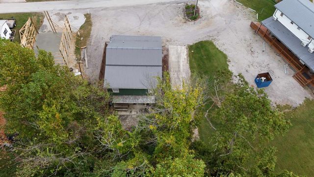 228 Bill Hunter Rd, Celina, TN 38551