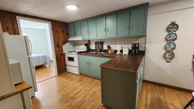 228 Bill Hunter Rd, Celina, TN 38551