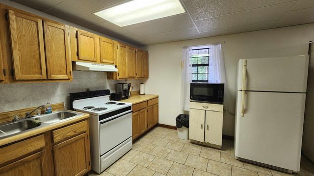 228 Bill Hunter Rd, Celina, TN 38551