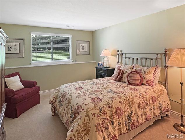 1305 Running Creek Court, Washington, MO 63090