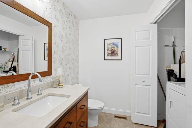 51 Stocklan Circle, Dover, NH 03820