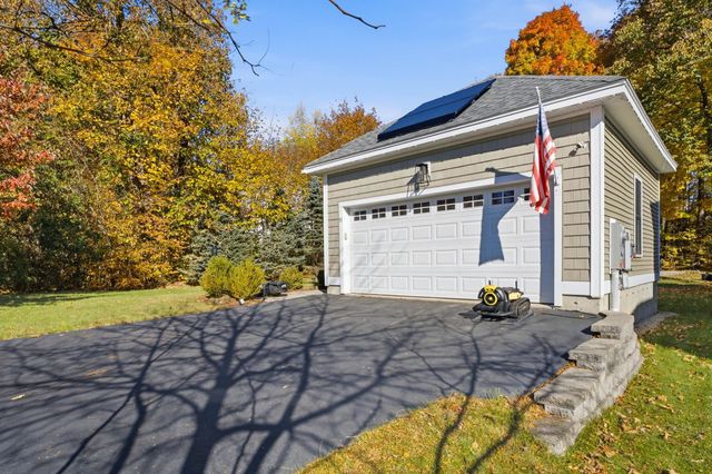 51 Stocklan Circle, Dover, NH 03820