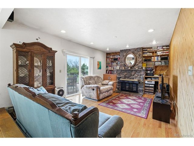 6631 S Billings Way, Centennial, CO 80111