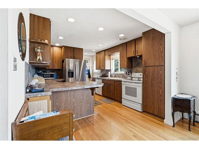 6631 S Billings Way, Centennial, CO 80111