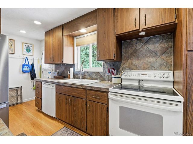 6631 S Billings Way, Centennial, CO 80111