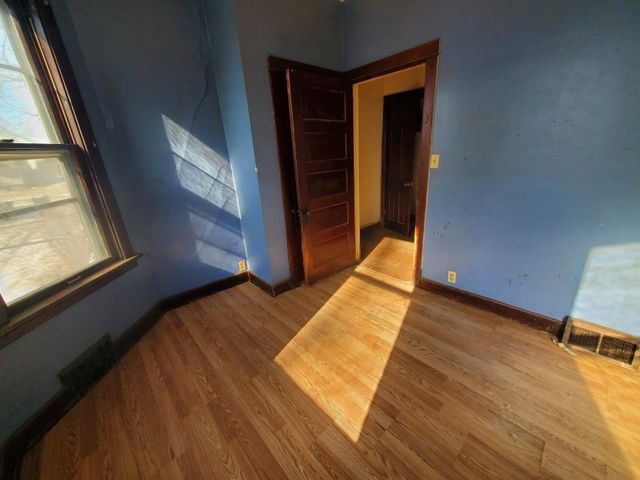 935 19th Street, Rock Island, IL 61201