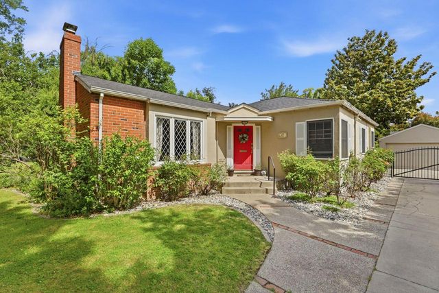 963 Swanston Dr, Sacramento, CA 95818