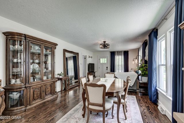 1508 S Moffet Avenue, Joplin, MO 64804