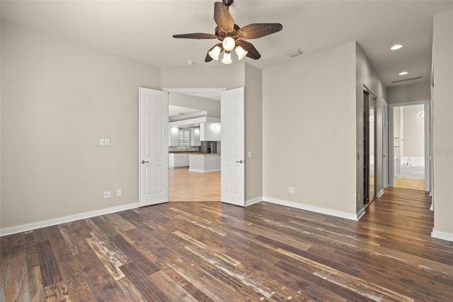 5762 BENEVENTO DRIVE, Sarasota, FL 34238
