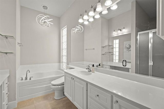 5762 BENEVENTO DRIVE, Sarasota, FL 34238