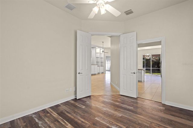 5762 BENEVENTO DRIVE, Sarasota, FL 34238