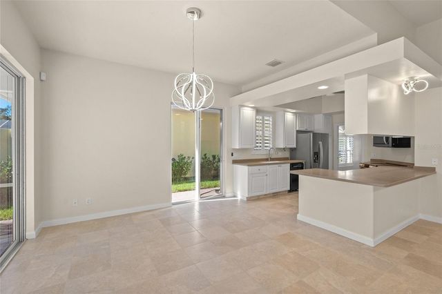 5762 BENEVENTO DRIVE, Sarasota, FL 34238