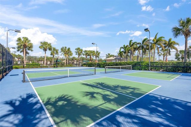 5762 BENEVENTO DRIVE, Sarasota, FL 34238