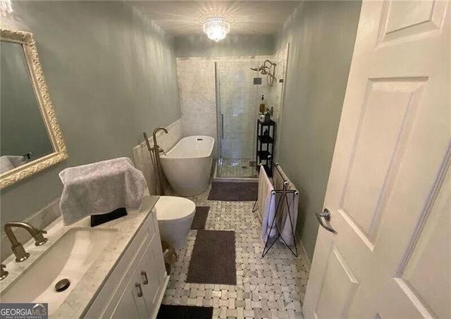 572 Edgewood Avenue NE 107, Atlanta, GA 30312
