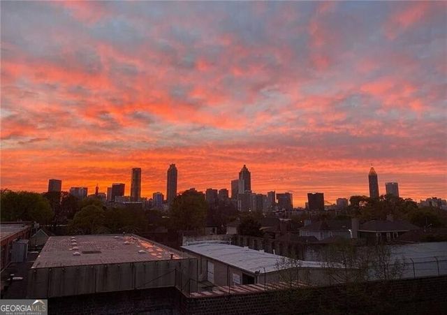 572 Edgewood Avenue NE 107, Atlanta, GA 30312