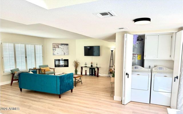 6147 E LEWIS Avenue, Scottsdale, AZ 85257