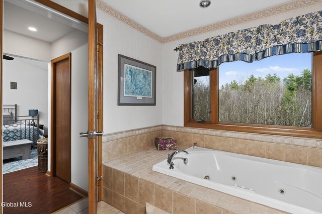 499 Miller Road, Clifton Park, NY 12065