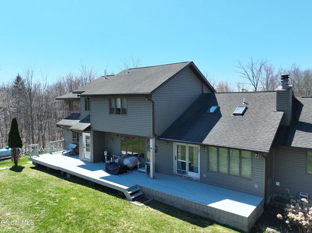 499 Miller Road, Clifton Park, NY 12065