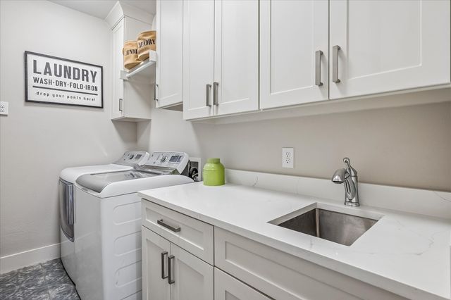 2121 Clearspring Drive S, Irving, TX 75063