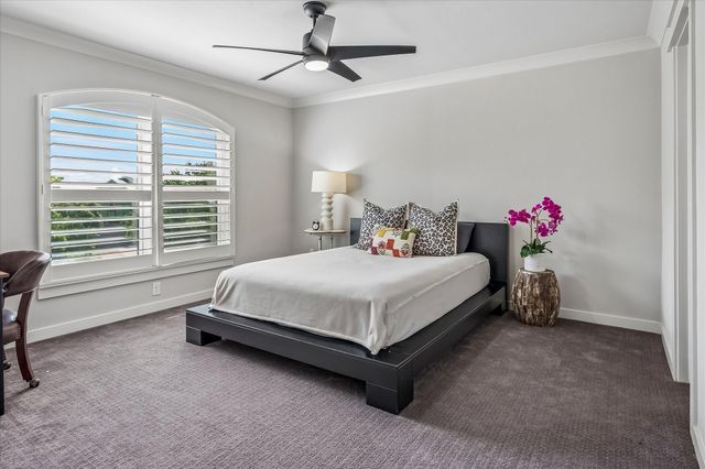 2121 Clearspring Drive S, Irving, TX 75063