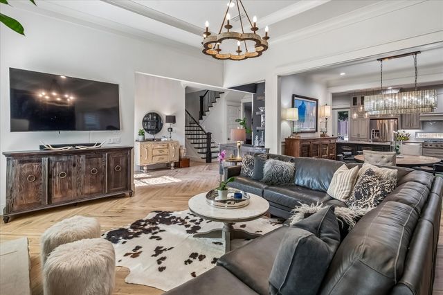 2121 Clearspring Drive S, Irving, TX 75063