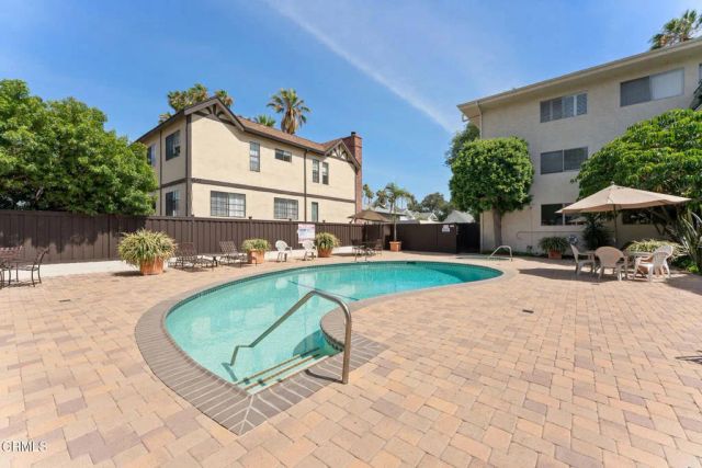 420 S Madison Avenue 105, Pasadena, CA 91101