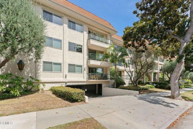 420 S Madison Avenue 105, Pasadena, CA 91101